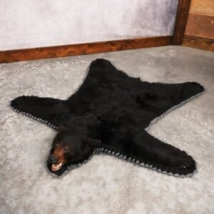 Black Bear Rug – SKU 3290
